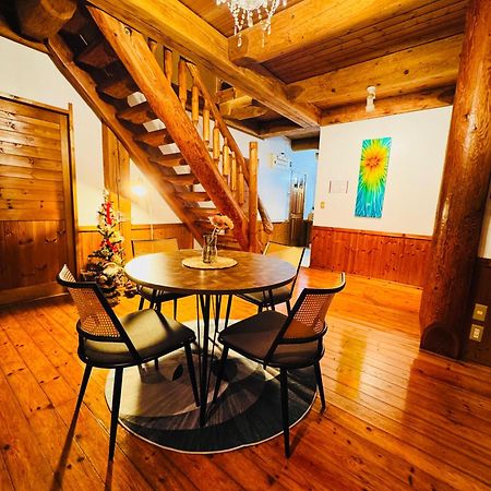 Hotel Yufuin Log House No Yado Tom Sawyer Exterior foto