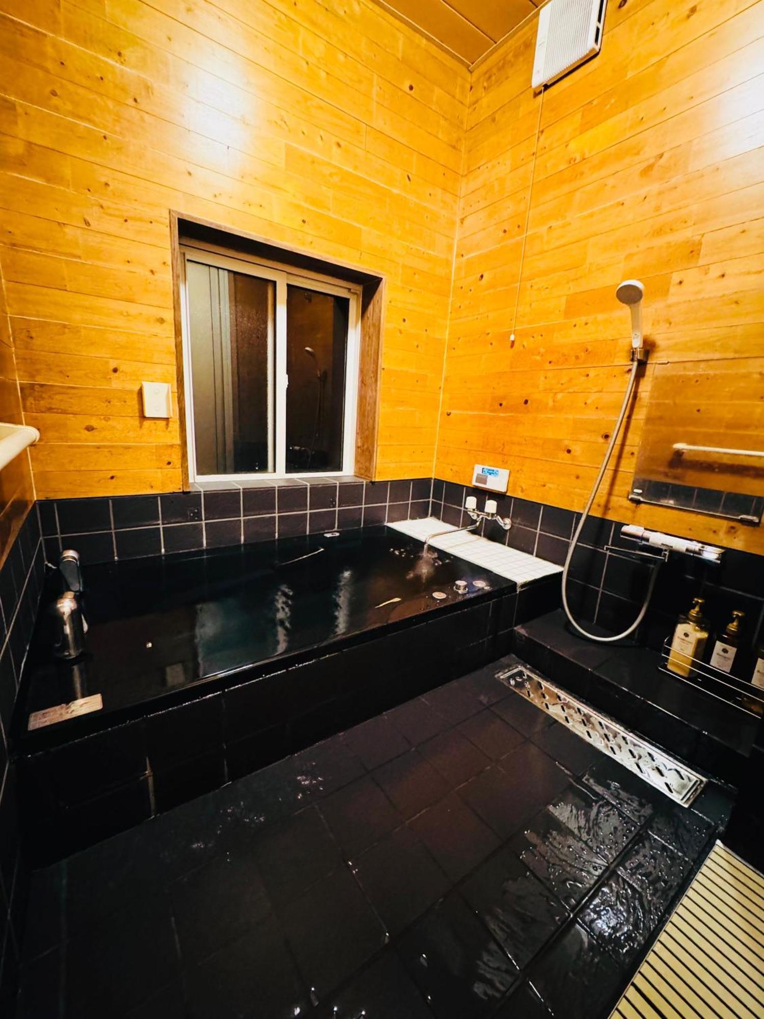 Hotel Yufuin Log House No Yado Tom Sawyer Exterior foto